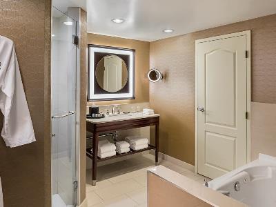 Hotel Sheraton Eau Claire Calgary