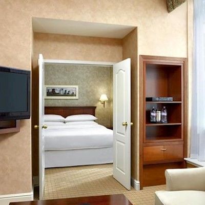 Sheraton Eau Claire Hotel
