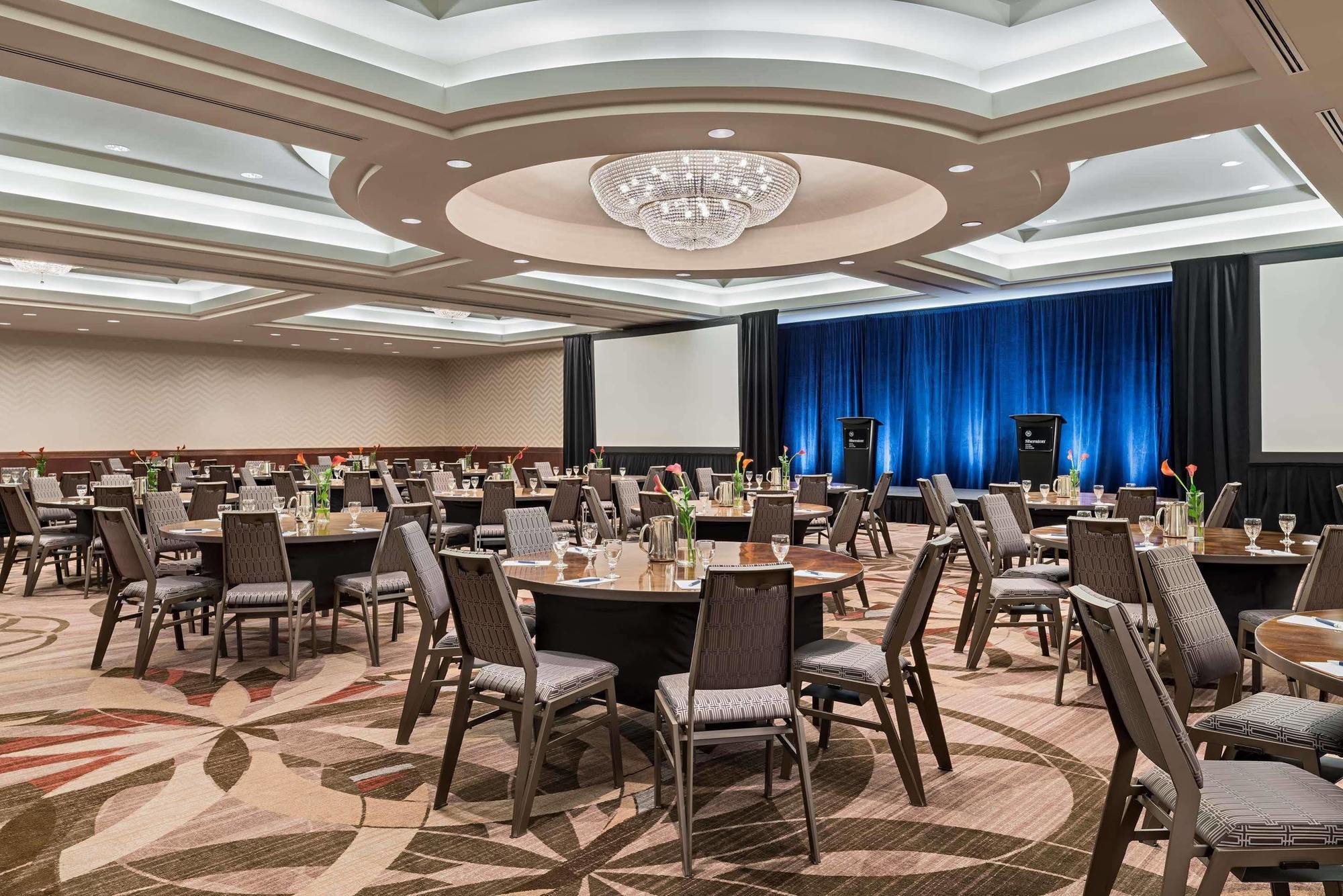 Sheraton Eau Claire Calgary